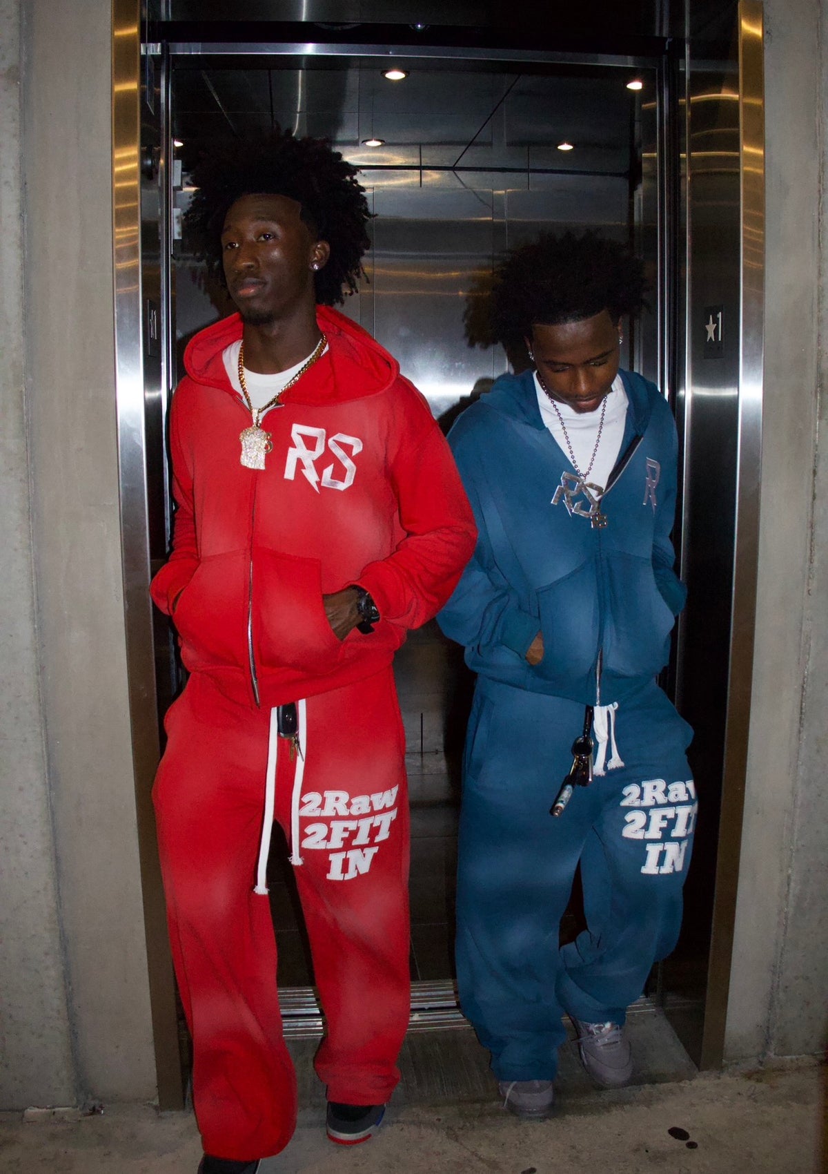 Red 2 Raw 2 fit in zip up hoodie